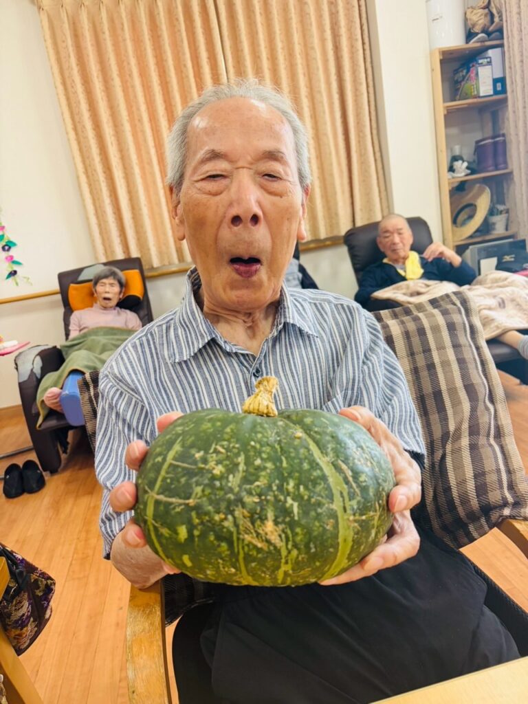 暑さに負けず育つ野菜を、食卓の一品にの写真 2