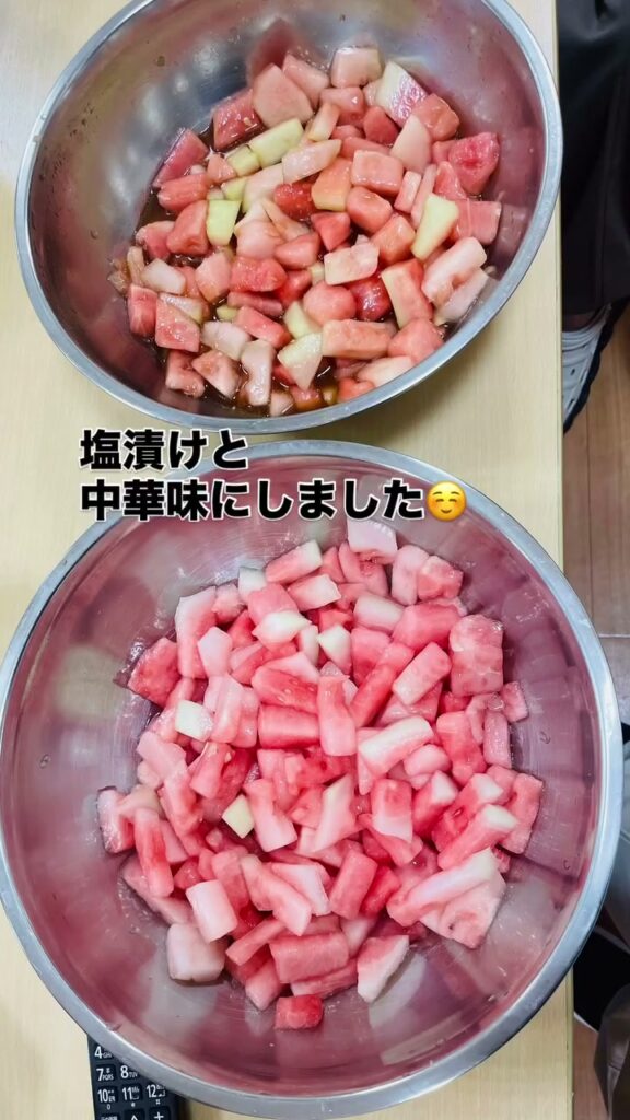 切ってびっくり、スイカがまだ白かった！｜2種類の漬物にして楽しみましたの様子