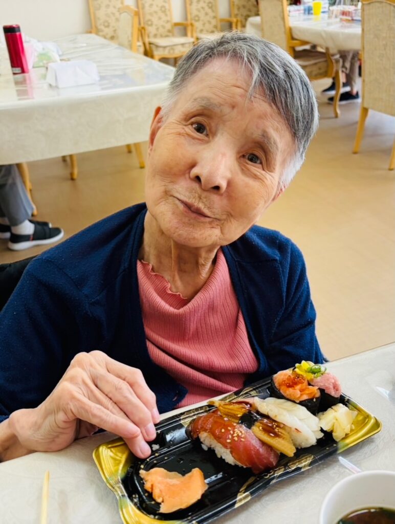 7月生まれの皆さま、お誕生日おめでとうございますの写真 2