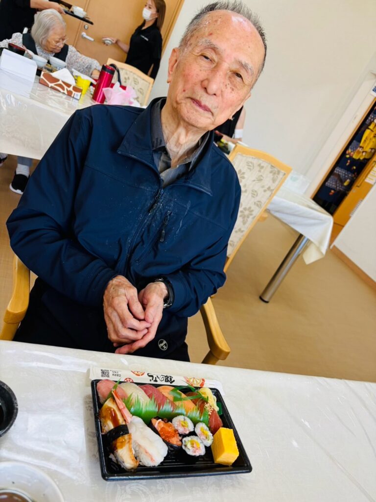 7月生まれの皆さま、お誕生日おめでとうございますの写真 4