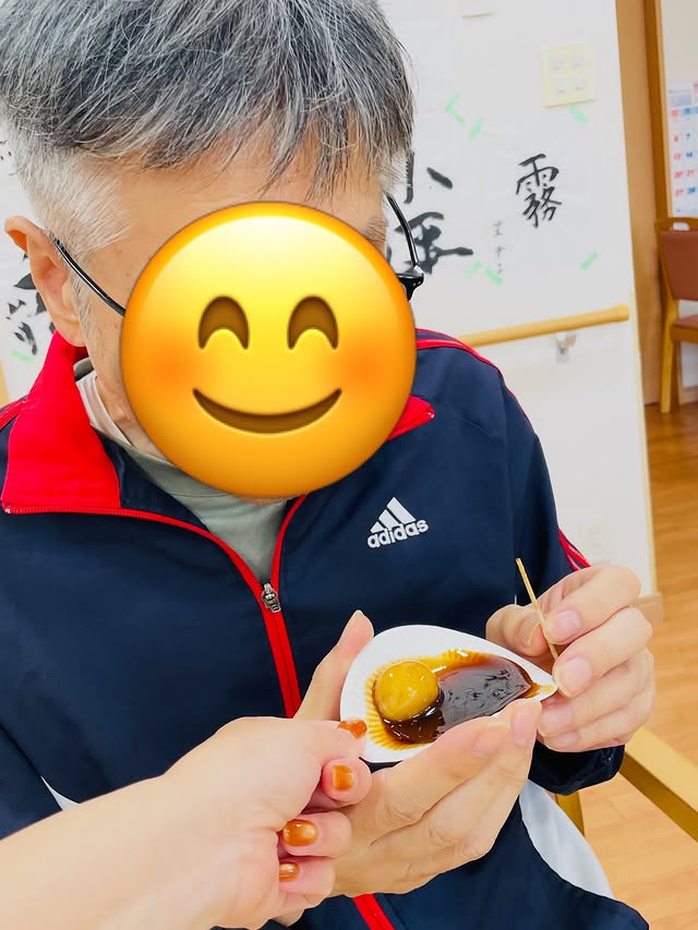 みんなで作ったみたらし団子｜手作りして味わうひとときの写真 3