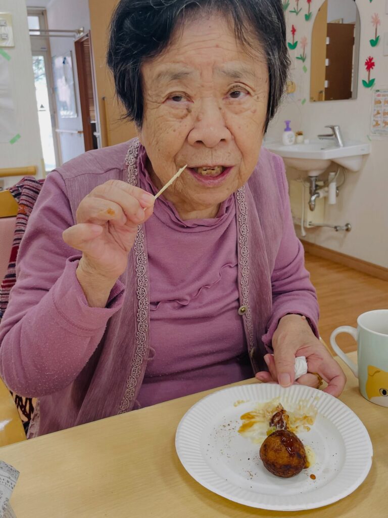 焼く時間も、食べる時間も一緒に｜楽しみにしていたたこ焼き作りの写真 4