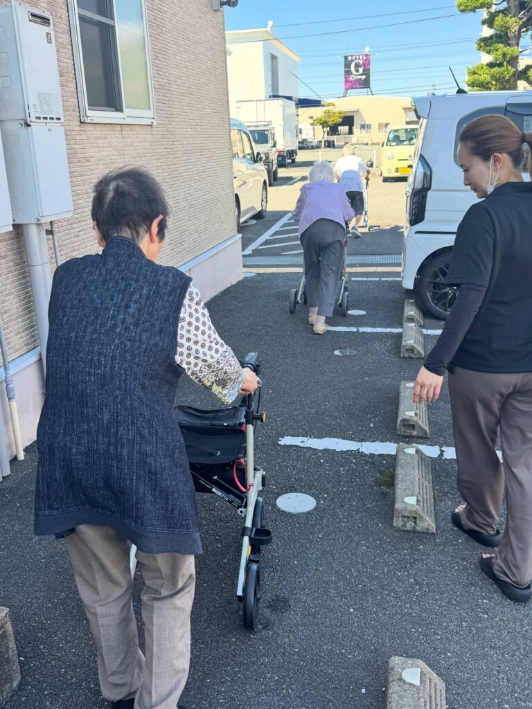 いざという時に備えて|利用者様と避難経路を確認しましたの写真 4