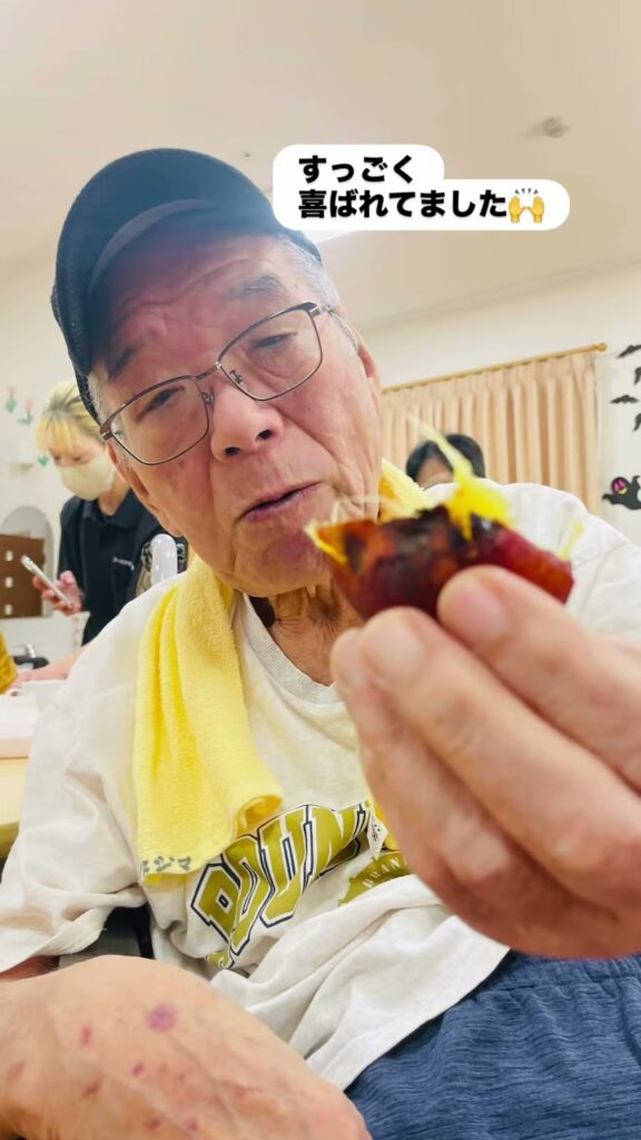 石焼き芋の季節がやってきました|火を囲み、じゃんけんも大盛り上がりの写真 4